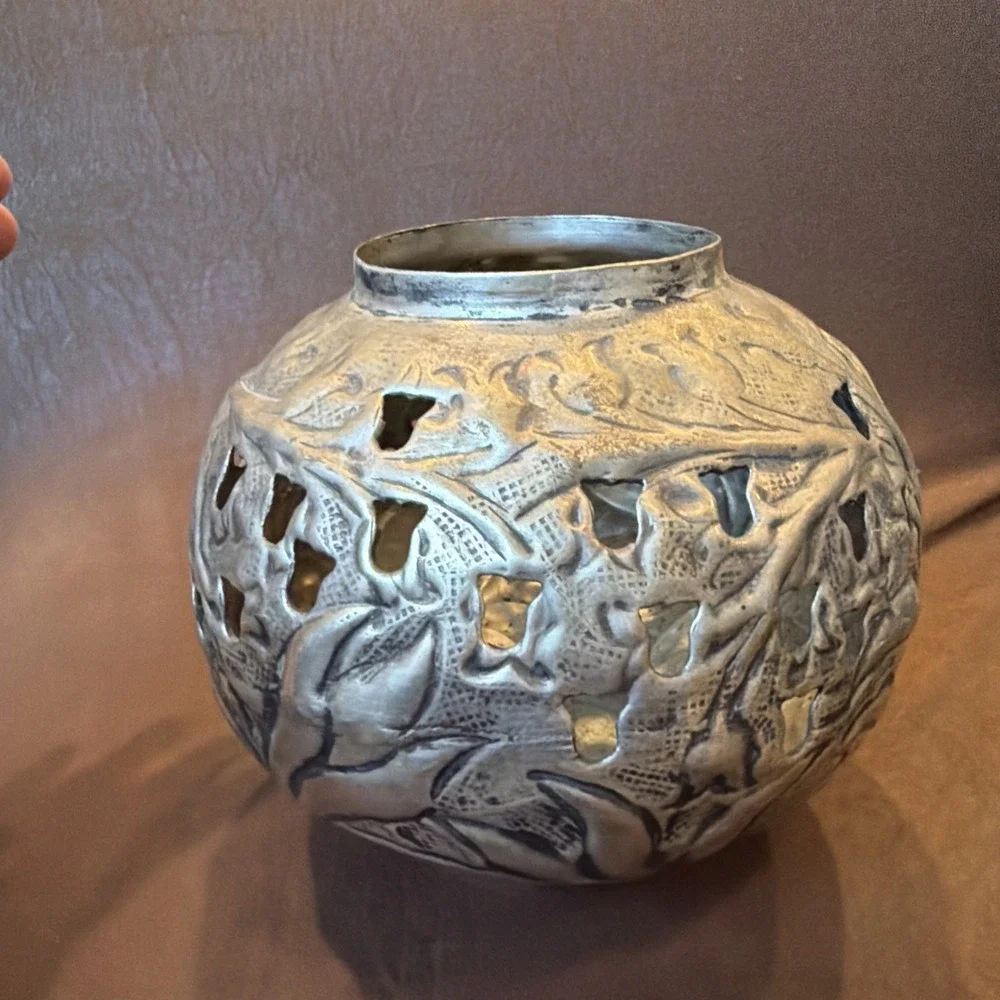 Seasons Fitz and Floyd Silver Tone Pierced Metal Candle Holder Vase